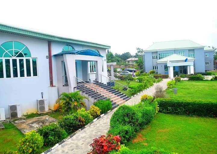 Riverside Hotel photo 3